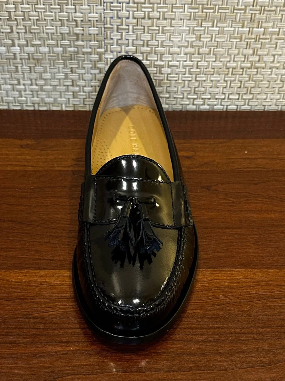 2024 Cole Haan Black Patent Leather Pinch Tassel Loafers 8.5D
